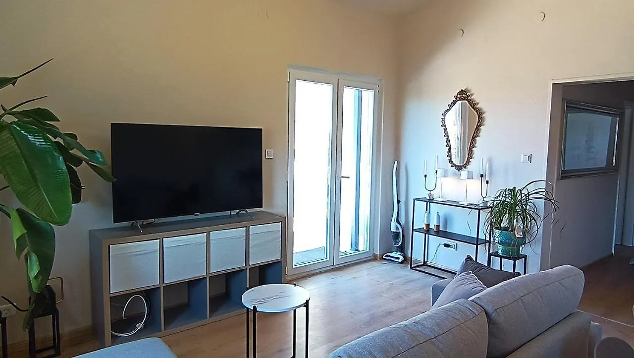 Apartmán Caramel Surida 800M To The Beach, 3 Free Parking Štinjan