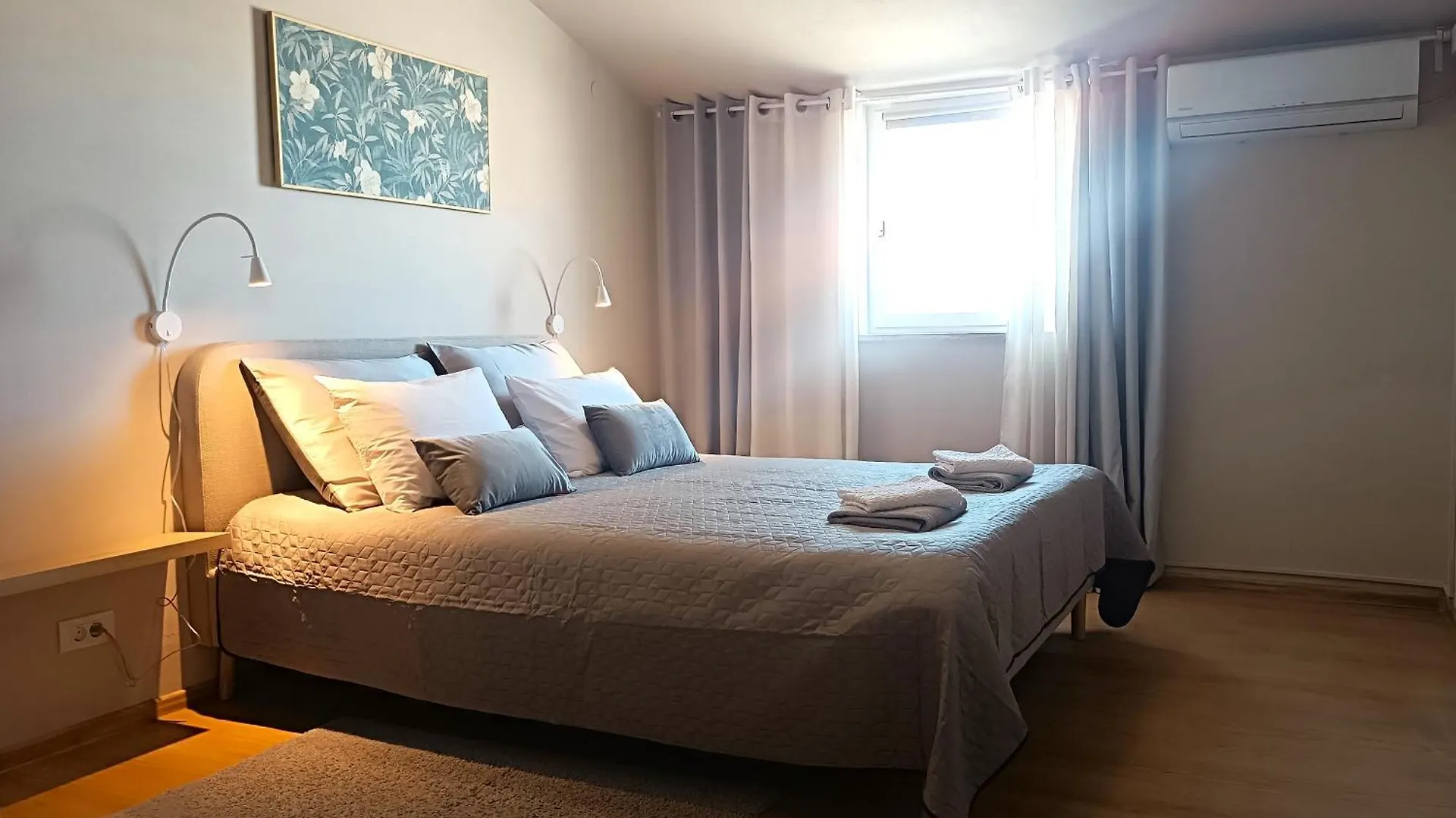 Apartmán Caramel Surida 800M To The Beach, 3 Free Parking Štinjan